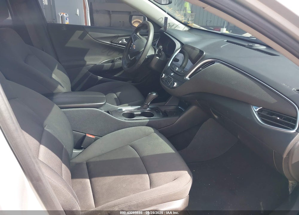 2020 CHEVROLET MALIBU VIN: 1G1ZD5ST8LF075975