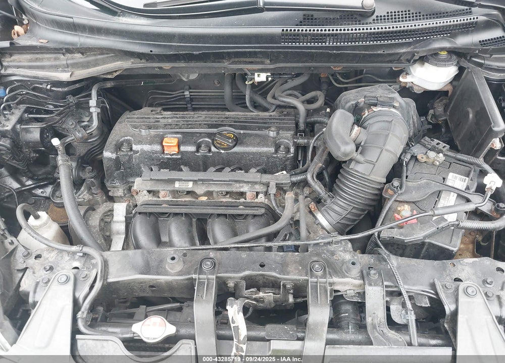 2014 HONDA CR-V LX VIN: 2HKRM4H38EH643773