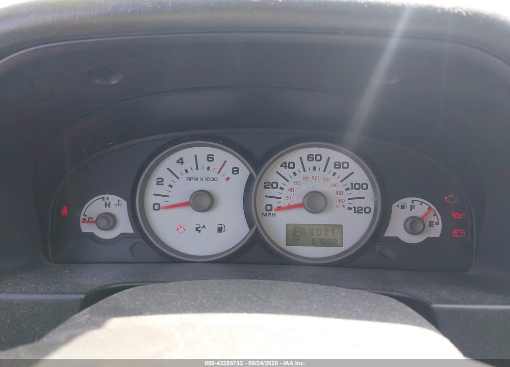 2007 FORD ESCAPE VIN: 1FMYU03147KA03716