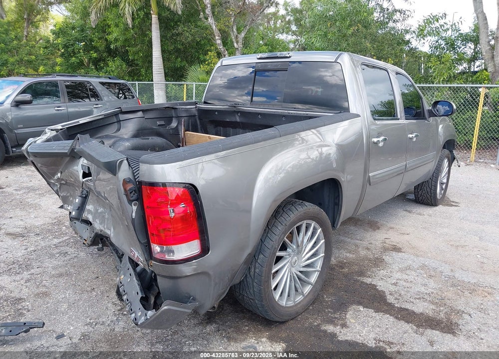 2013 GMC SIERRA 1500 DENALI VIN: 3GTP1XE28DG329772