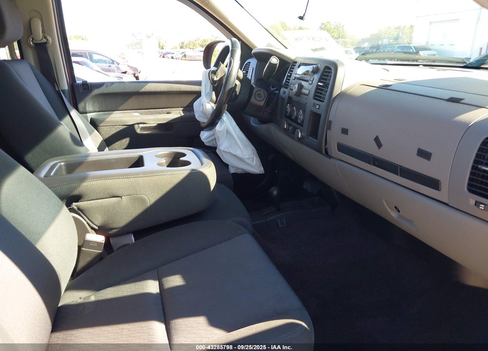 2013 CHEVROLET SILVERADO 1500 VIN: 3GCPKREA4DG221620