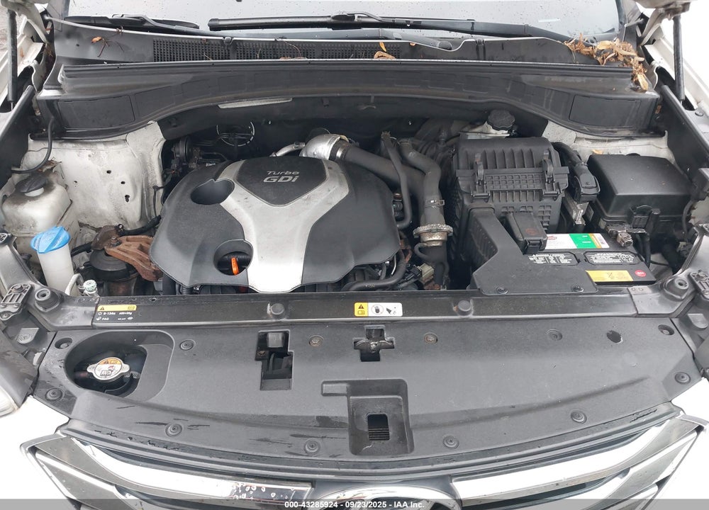 2014 HYUNDAI SANTA FE VIN: 5XYZWDLA6EG139598