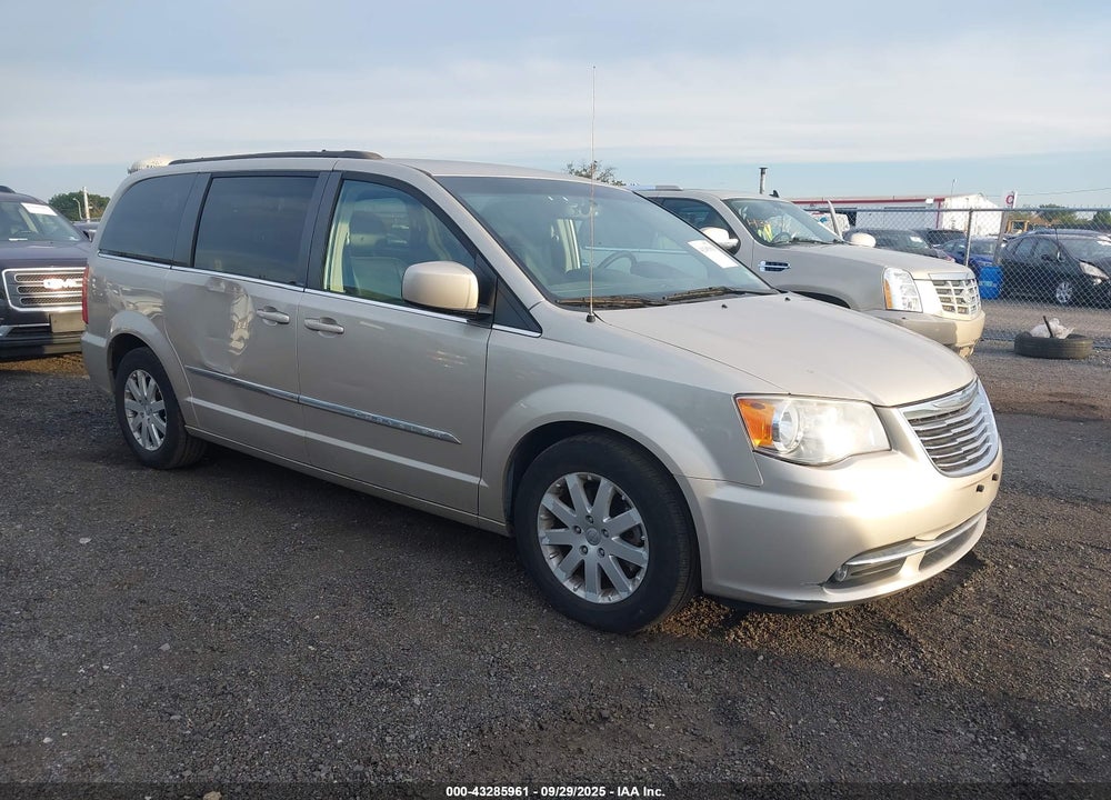 2014 CHRYSLER TOWN & COUNTRY TOURING VIN: 2C4RC1BG1ER317605
