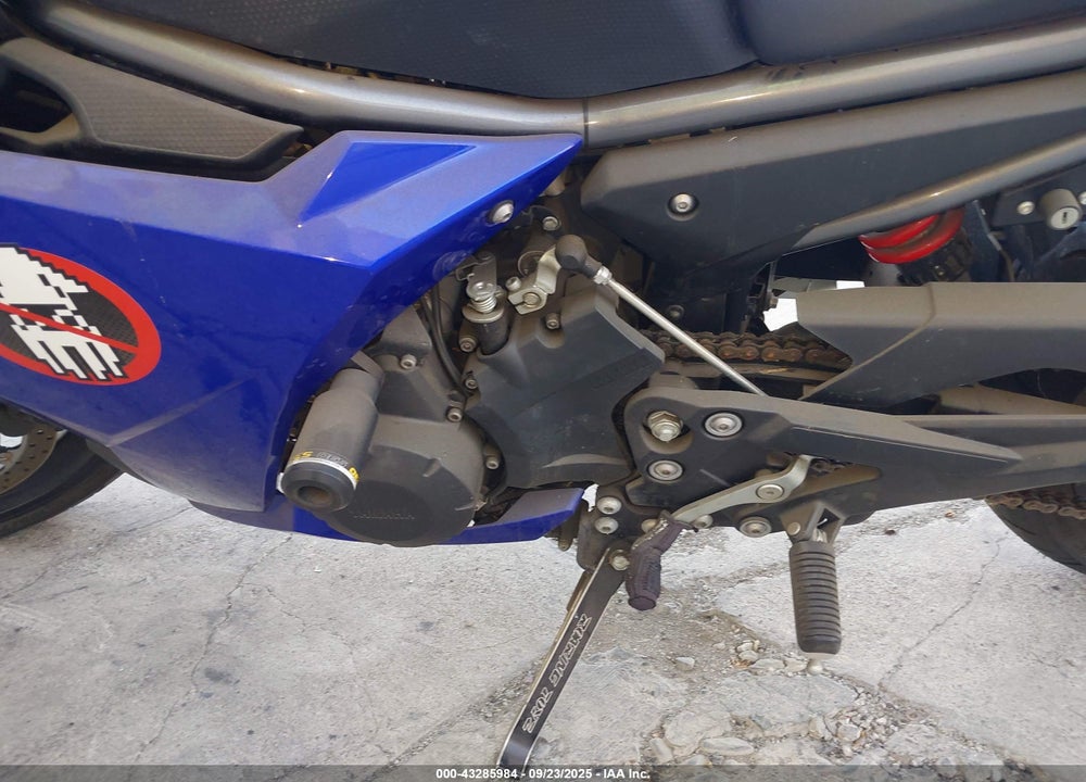 2009 YAMAHA FZ6 R/C VIN: JYARJ18Y29A001061