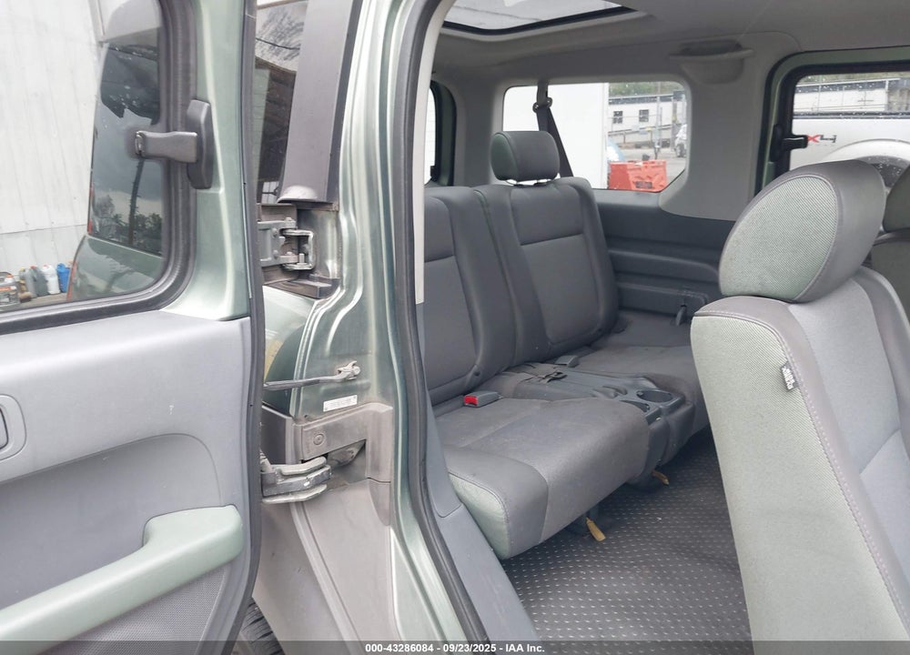 2005 HONDA ELEMENT EX VIN: 5J6YH27655L030936