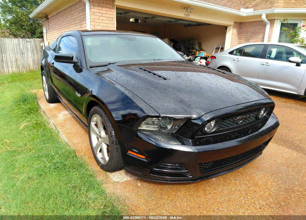 2014 FORD MUSTANG GT VIN: 1ZVBP8CF6E5318702