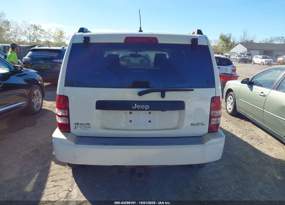 2008 JEEP LIBERTY SPORT VIN: 1J8GN28KX8W193180