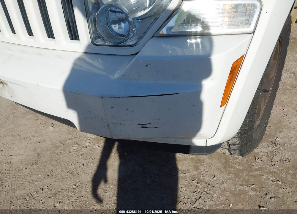 2008 JEEP LIBERTY SPORT VIN: 1J8GN28KX8W193180
