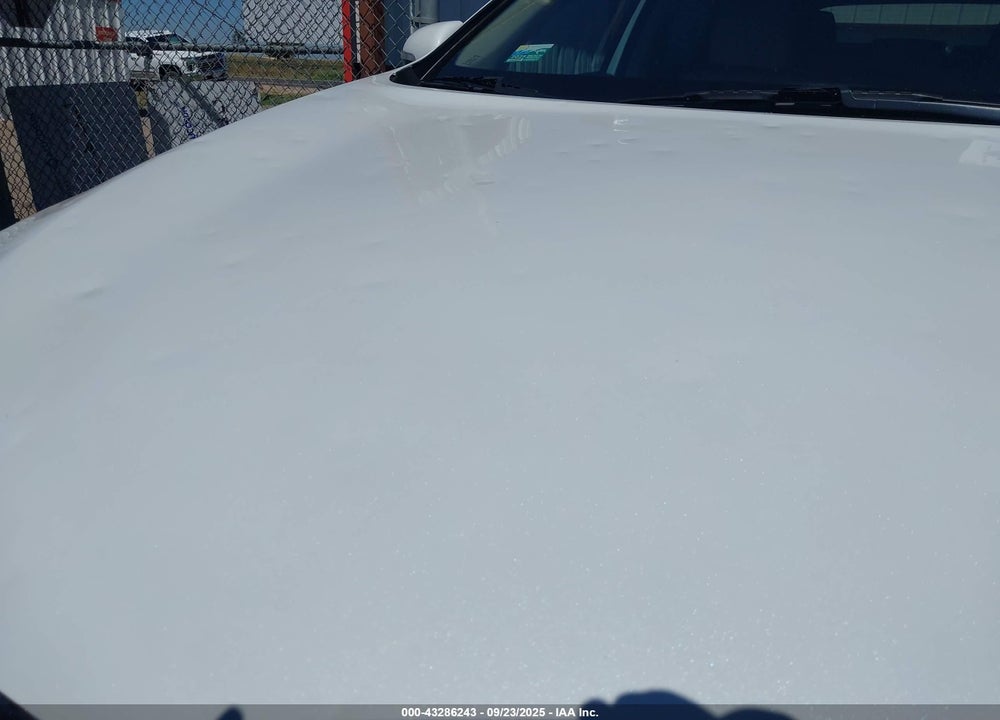 2020 KIA SORENTO 3.3L EX VIN: 5XYPH4A53LG681083