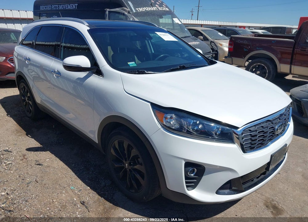 2020 KIA SORENTO 3.3L EX VIN: 5XYPH4A53LG681083