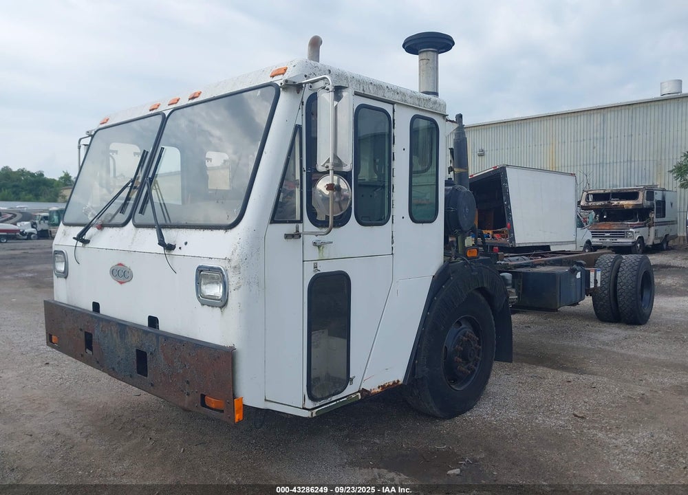 2005 CRANE CARRIER LOW ENTRY VIN: 1CYCAK4895T046677