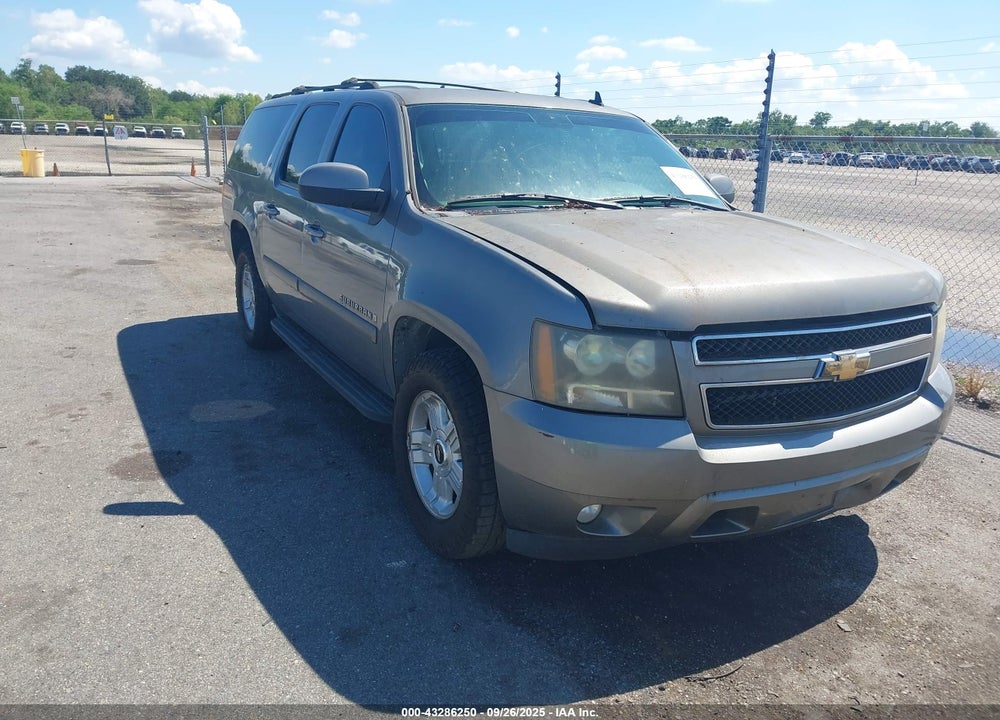2007 CHEVROLET SUBURBAN 1500 LT VIN: 1GNFC16J17J156843