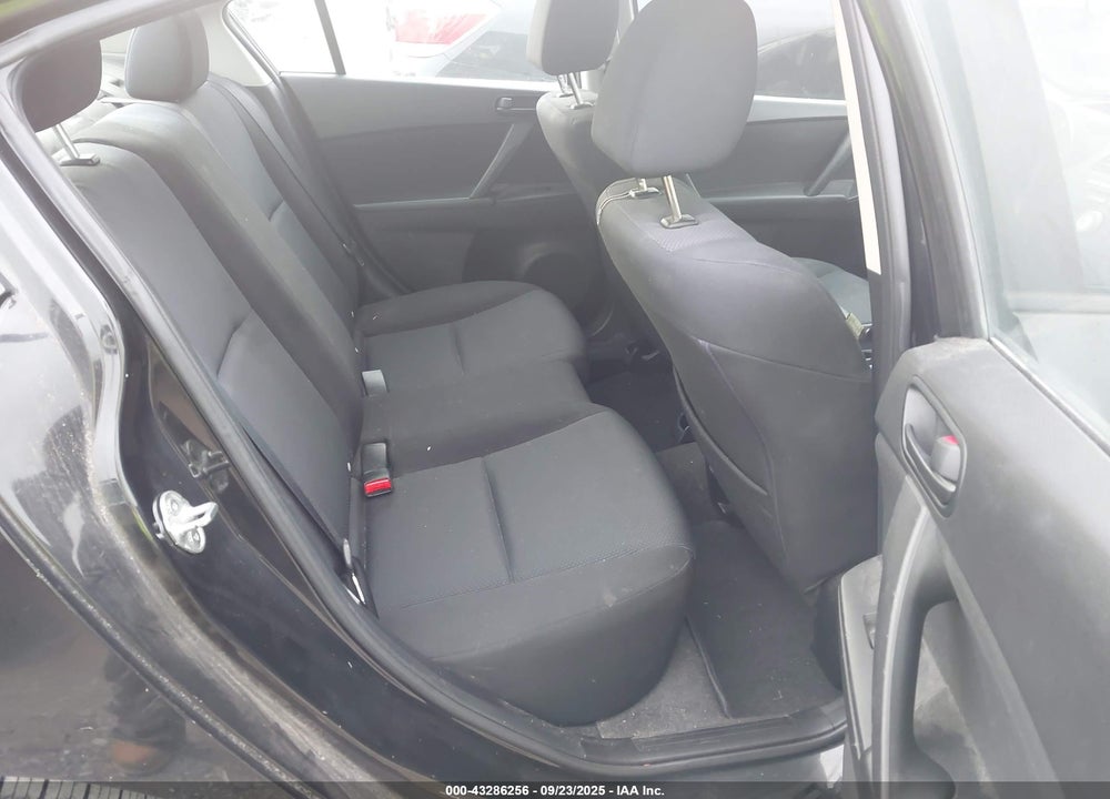 2011 MAZDA 3 VIN: JM1BL1UG6B1361386