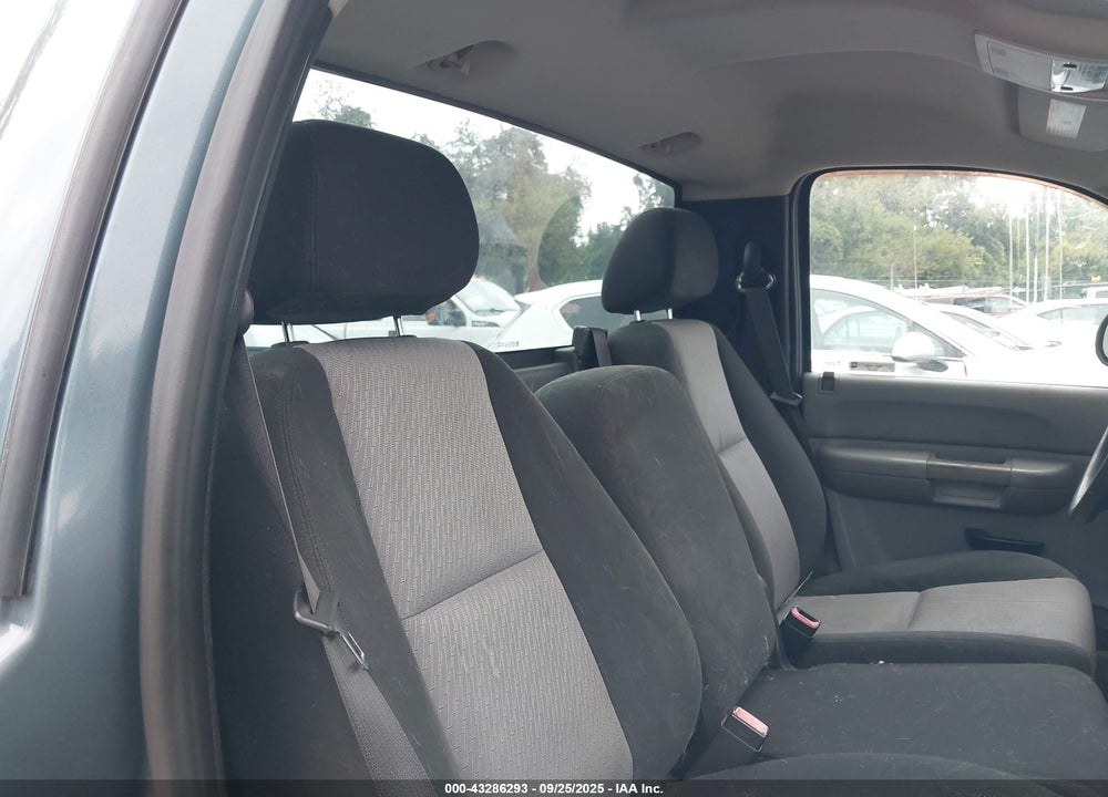 2009 CHEVROLET SILVERADO 1500 WORK TRUCK VIN: 1GCEK14C89Z118669