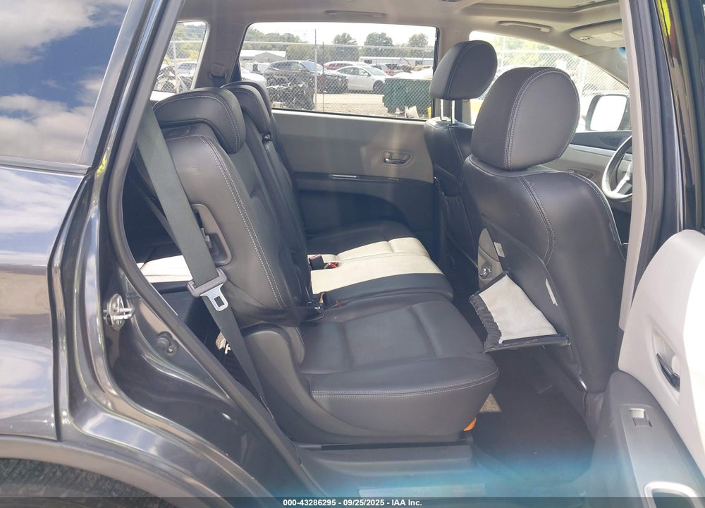 2011 SUBARU TRIBECA VIN: 4S4WX9GD6B4403233