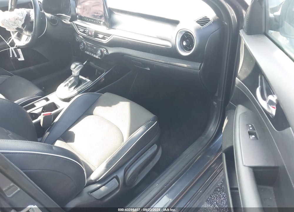 2023 KIA FORTE VIN: 3KPF54AD0PE555813