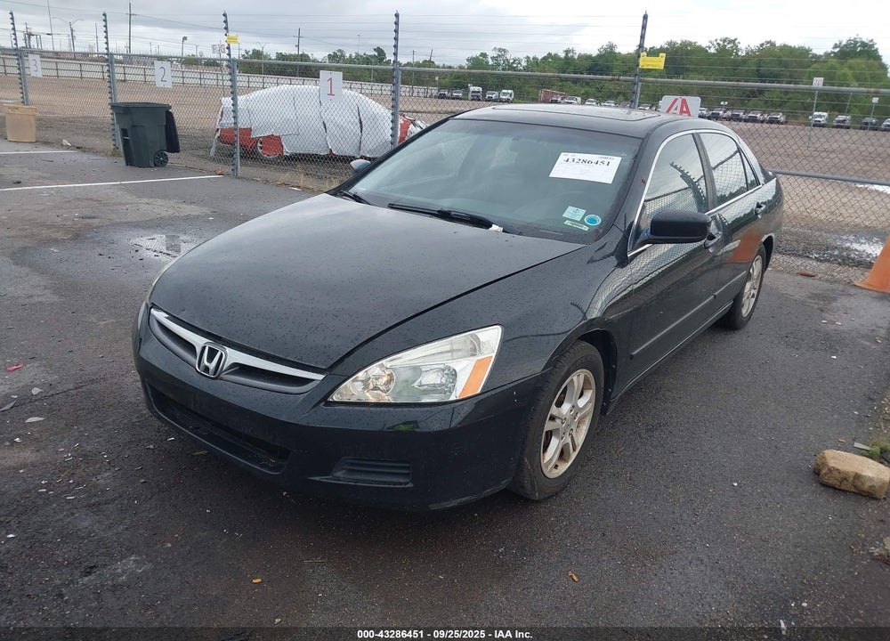 2007 HONDA ACCORD 2.4 EX VIN: 1HGCM56887A102521