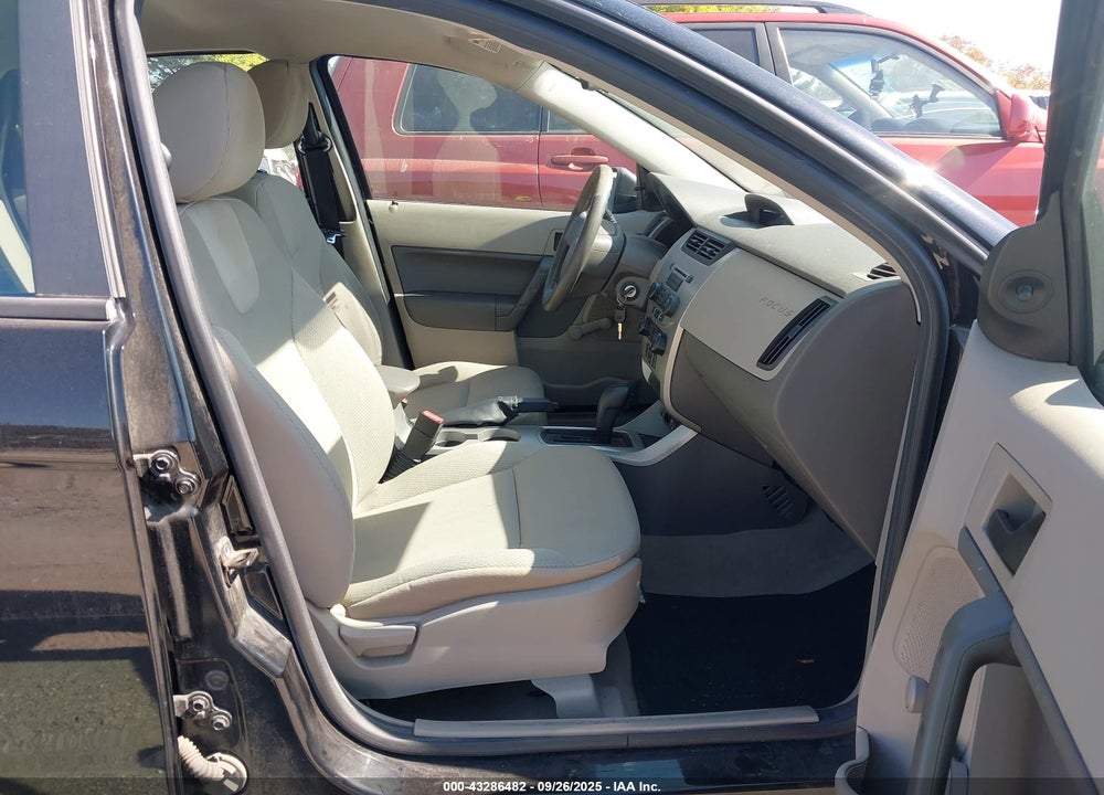 2008 FORD FOCUS S VIN: 1FAHP34NX8W257395