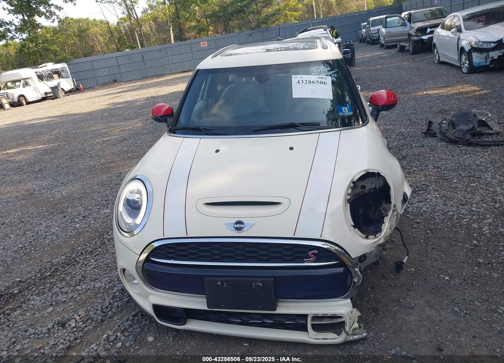 2017 MINI HARDTOP VIN: WMWXU3C55H2D32429