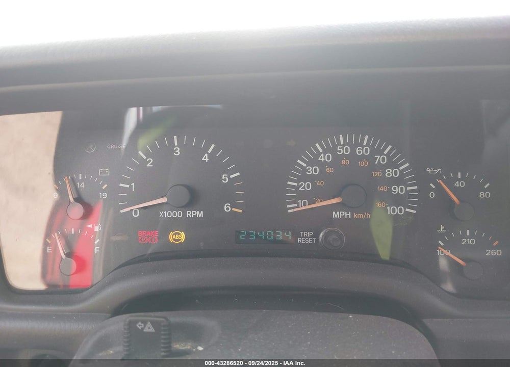 2000 JEEP CHEROKEE SPORT VIN: 1J4FF48S7YL202859