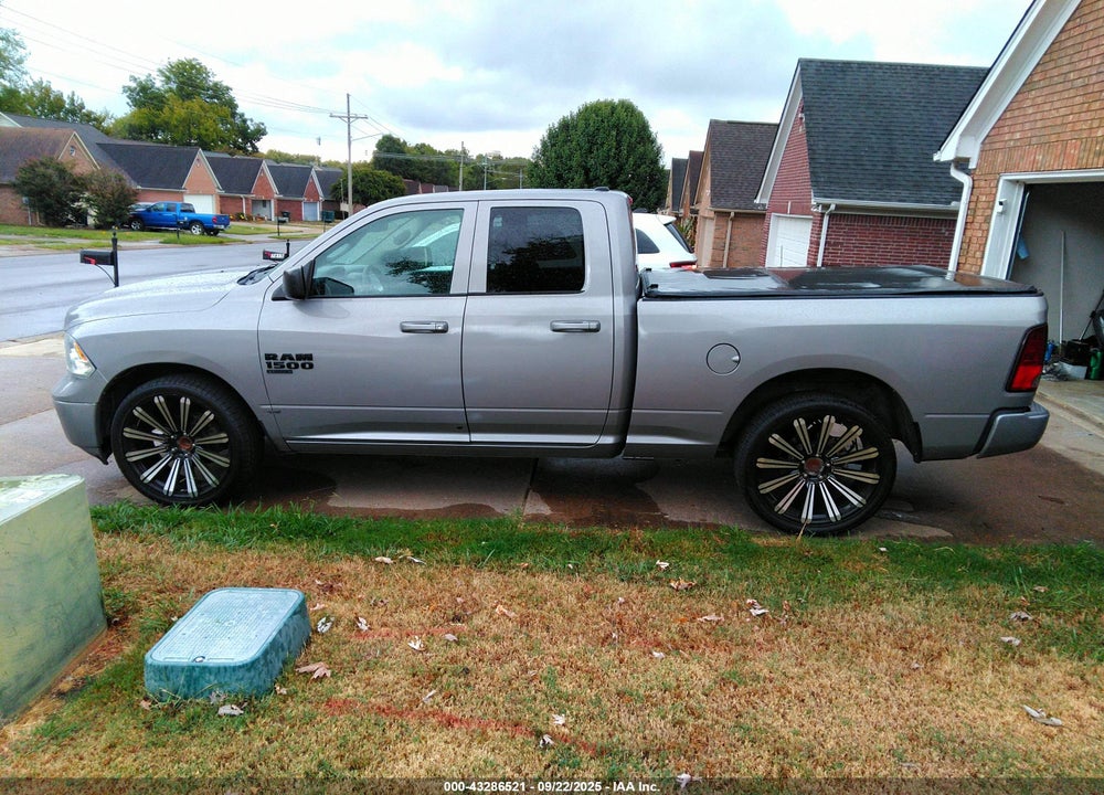 2020 RAM 1500 CLASSIC TRADESMAN 4X2 6'4 BOX VIN: 1C6RR6FG5LS118274