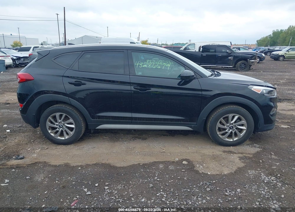 2018 HYUNDAI TUCSON VIN: KM8J3CA46JU802377