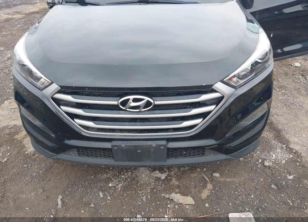 2018 HYUNDAI TUCSON VIN: KM8J3CA46JU802377