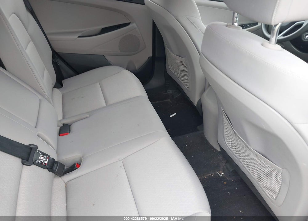 2018 HYUNDAI TUCSON VIN: KM8J3CA46JU802377