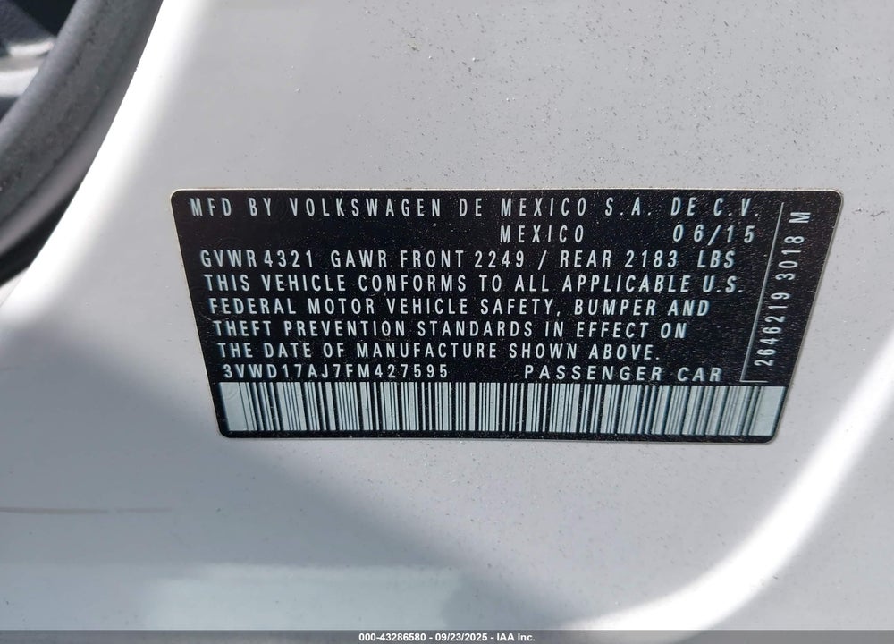 2015 VOLKSWAGEN JETTA 1.8T SPORT VIN: 3VWD17AJ7FM427595