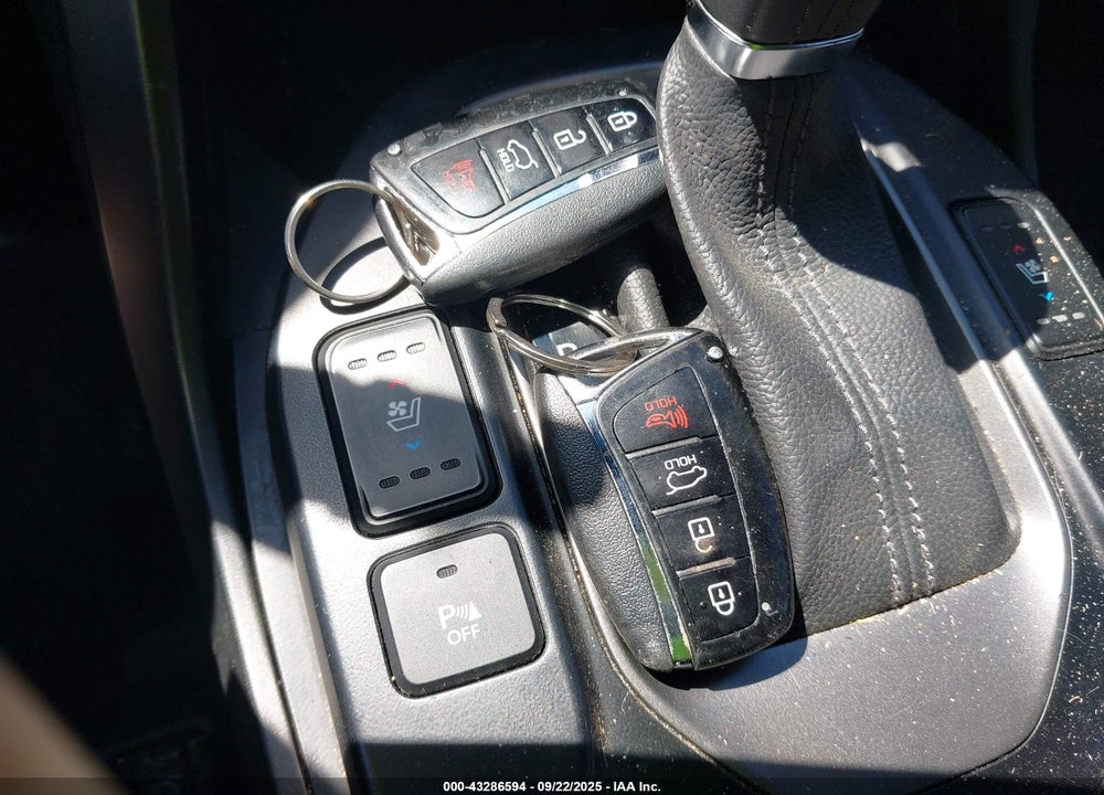 2016 HYUNDAI SANTA FE SPORT 2.0L TURBO VIN: 5XYZW4LA2GG306056