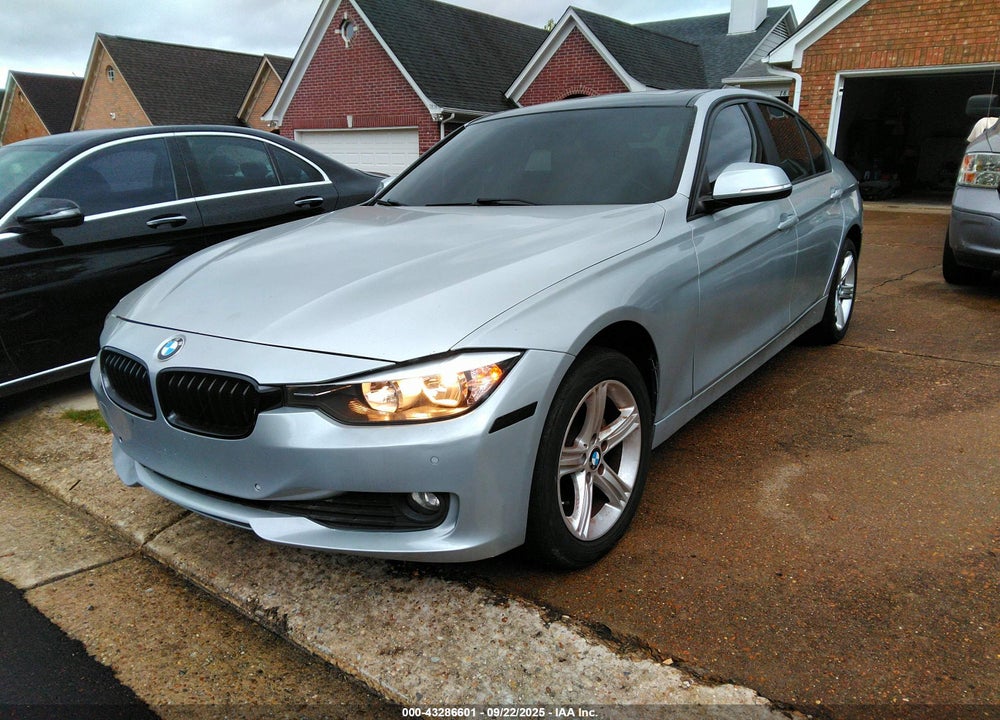 2014 BMW 320 I VIN: WBA3B1C59EK135538
