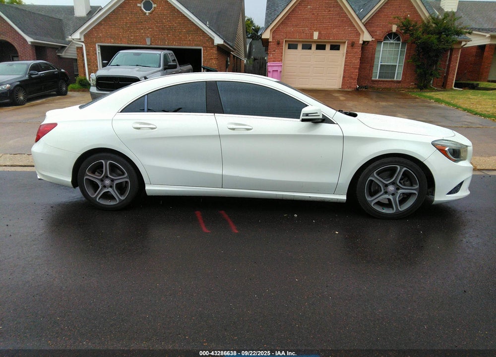 2014 MERCEDES-BENZ CLA 250 VIN: WDDSJ4EB1EN161027