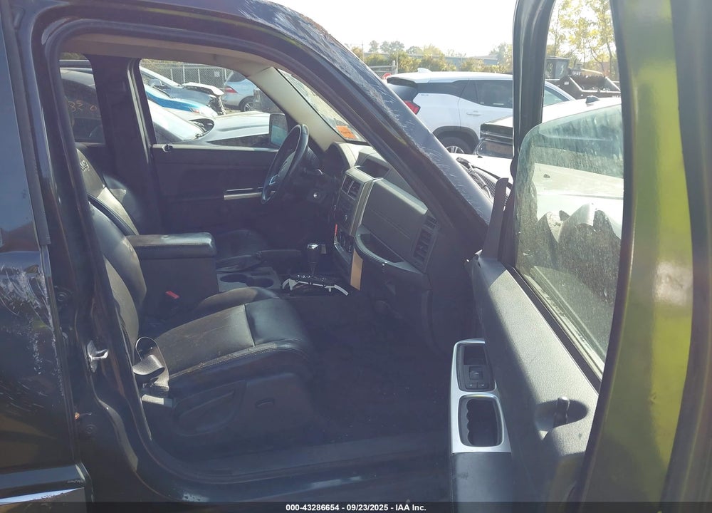 2010 JEEP LIBERTY VIN: 1J4PN5GK5AW153129