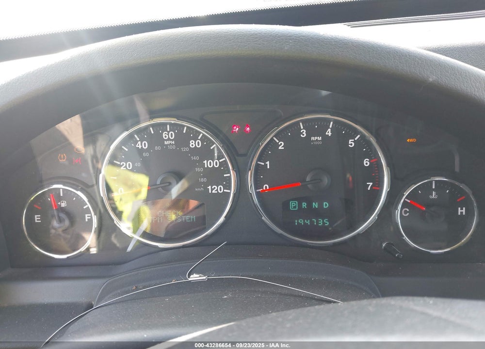 2010 JEEP LIBERTY VIN: 1J4PN5GK5AW153129