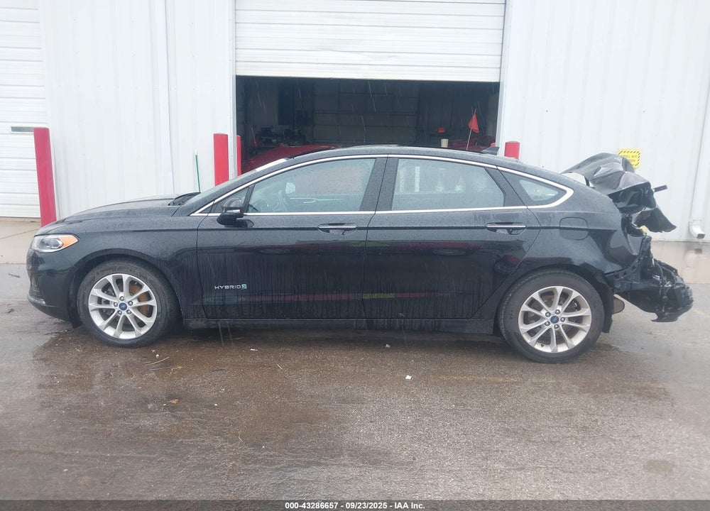 2019 FORD FUSION HYBRID SEL VIN: 3FA6P0MU0KR131733