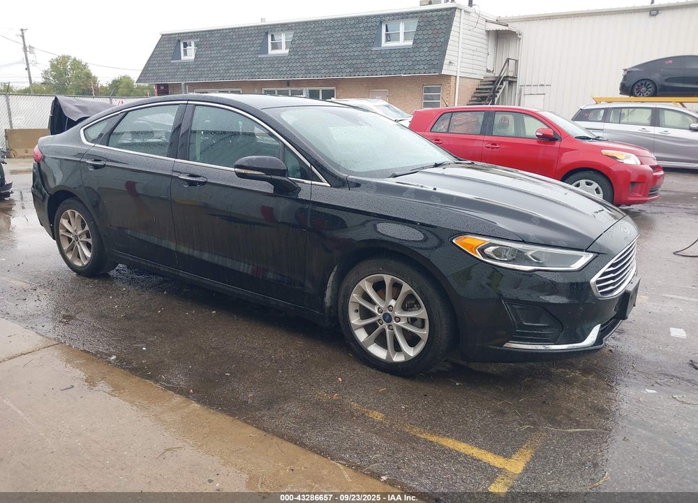 2019 FORD FUSION HYBRID SEL VIN: 3FA6P0MU0KR131733