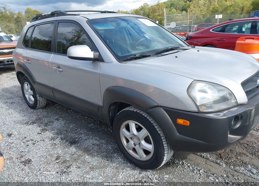 2005 HYUNDAI TUCSON GLS/LX VIN: KM8JN12D75U135354