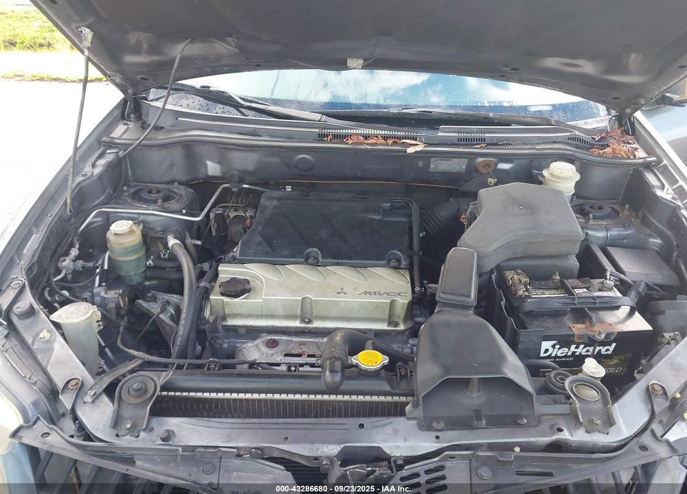 2006 MITSUBISHI OUTLANDER SE VIN: JA4LX41F06U013927
