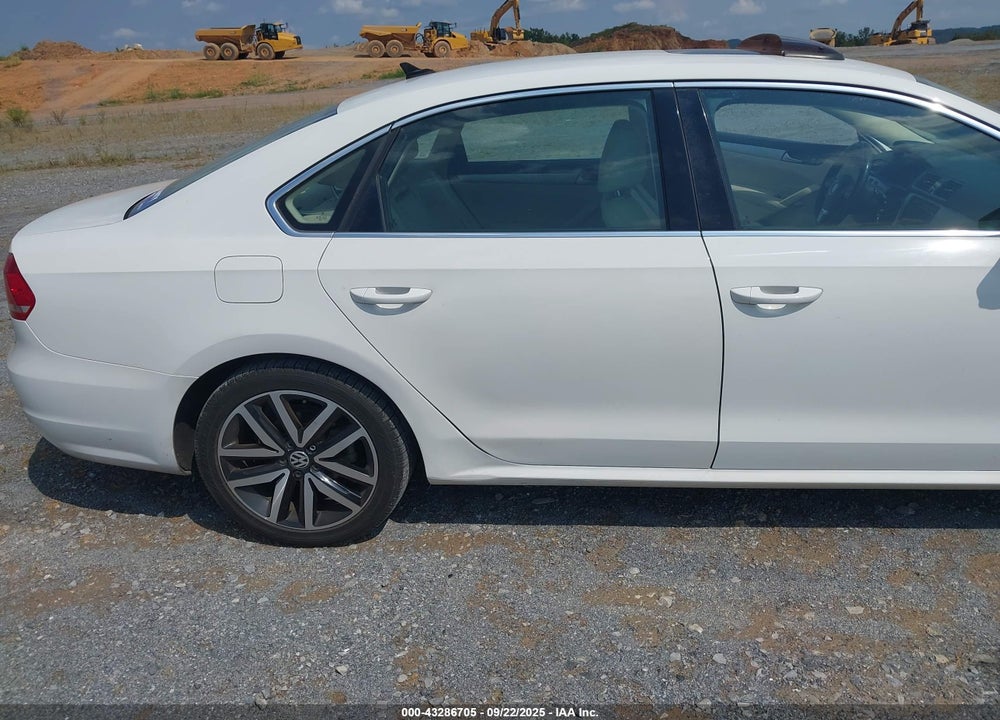 2012 VOLKSWAGEN PASSAT VIN: 1VWBN7A3XCC080113