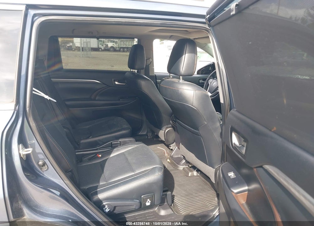2019 TOYOTA HIGHLANDER VIN: 5TDDZRFH1KS941613