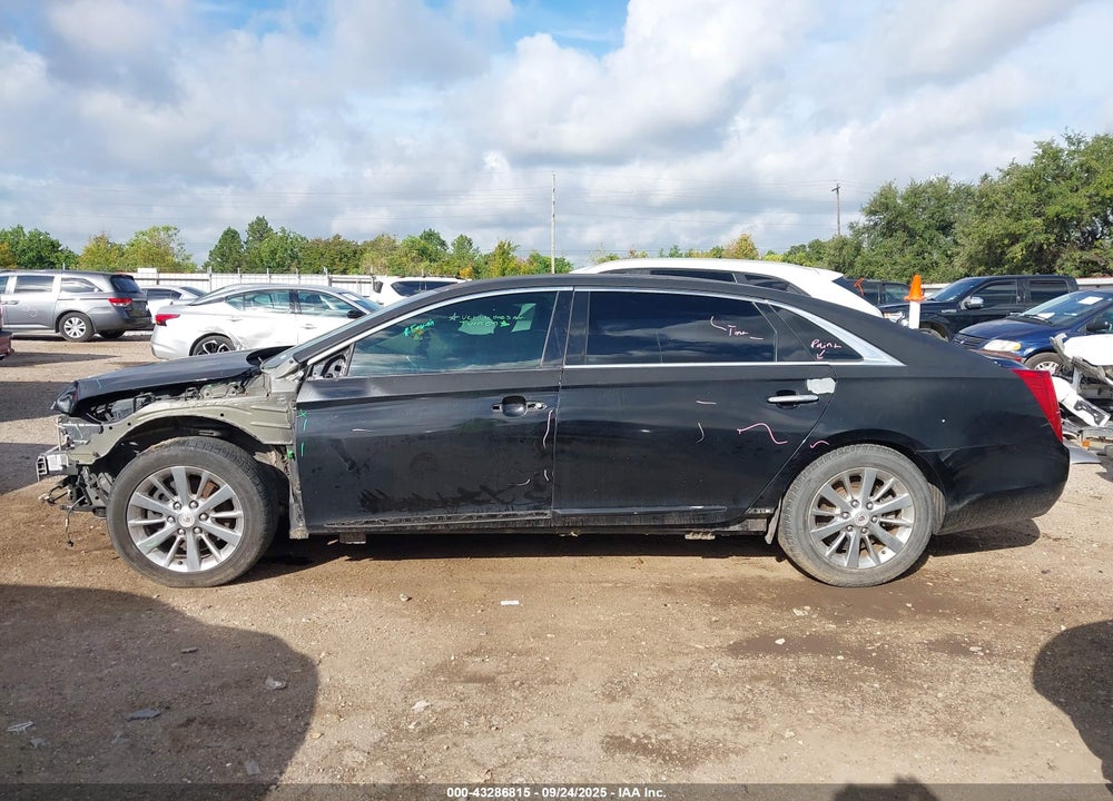 2015 CADILLAC XTS W30 COACHBUILDER STRETCH LIVERY VIN: 2GEXG6U33F9600017