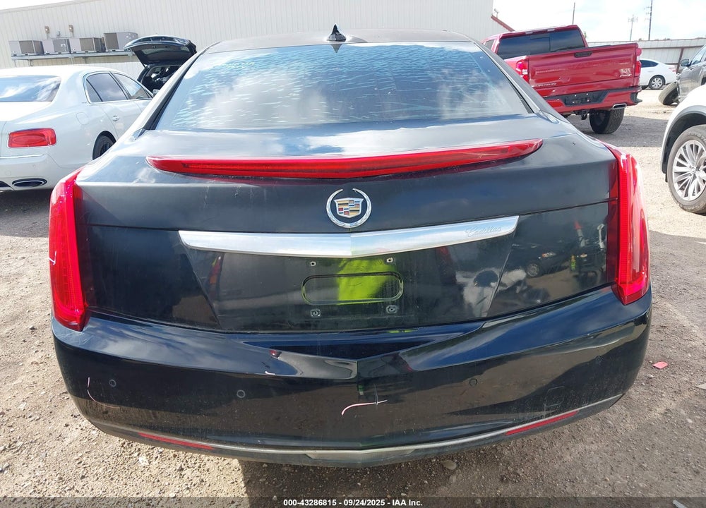 2015 CADILLAC XTS W30 COACHBUILDER STRETCH LIVERY VIN: 2GEXG6U33F9600017