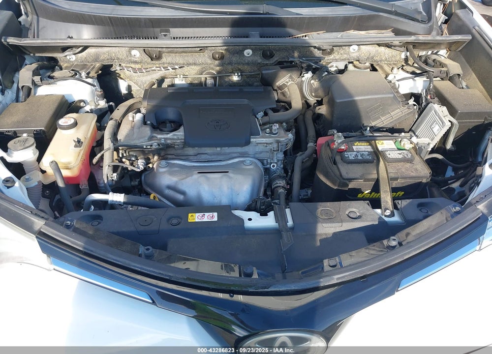 2018 TOYOTA RAV4 VIN: JTMZFREV7JJ745225