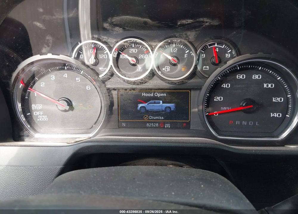 2021 CHEVROLET SILVERADO 1500 4WD SHORT BED LT VIN: 3GCUYDED9MG196454