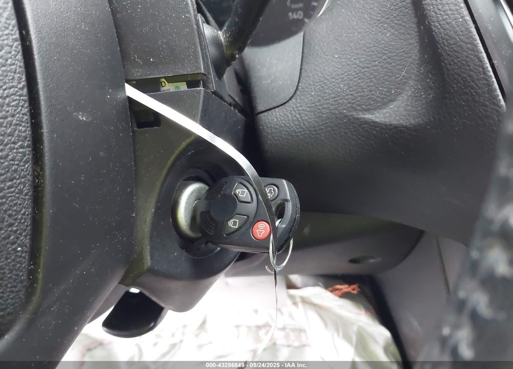 2015 FORD FOCUS VIN: 1FADP3K20FL264121