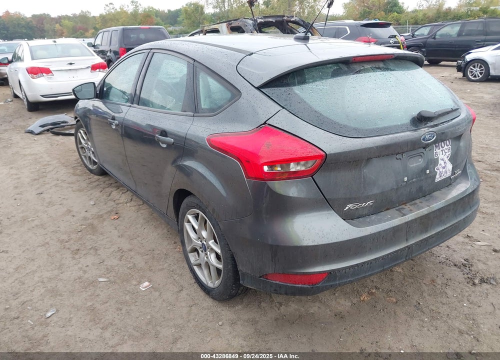 2015 FORD FOCUS VIN: 1FADP3K20FL264121