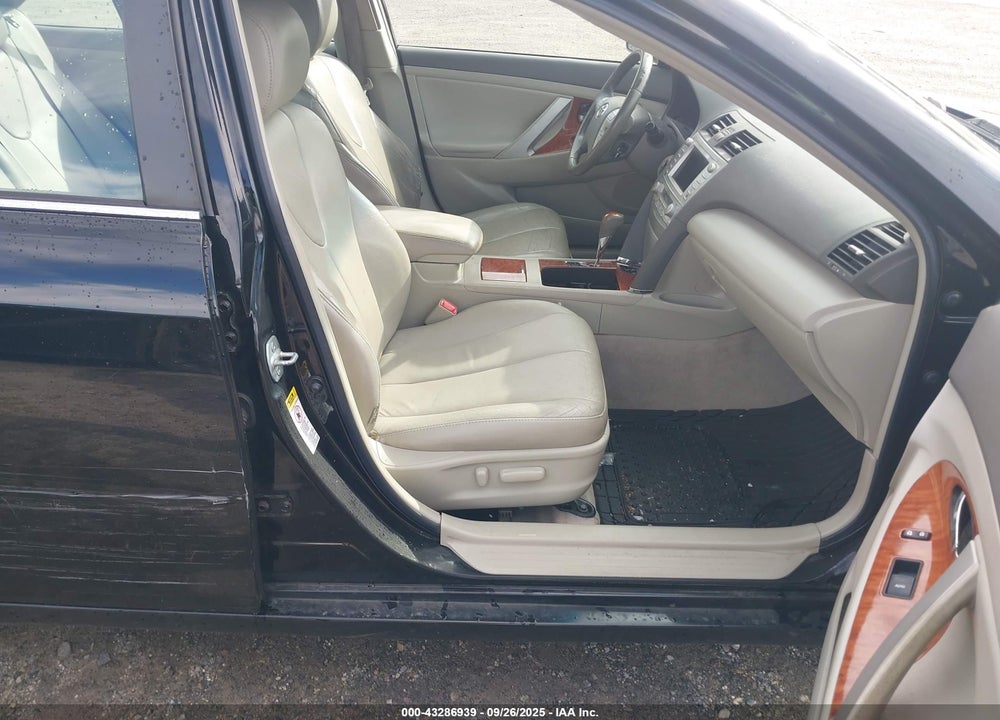 2011 TOYOTA CAMRY XLE V6 VIN: 4T1BK3EK4BU118493
