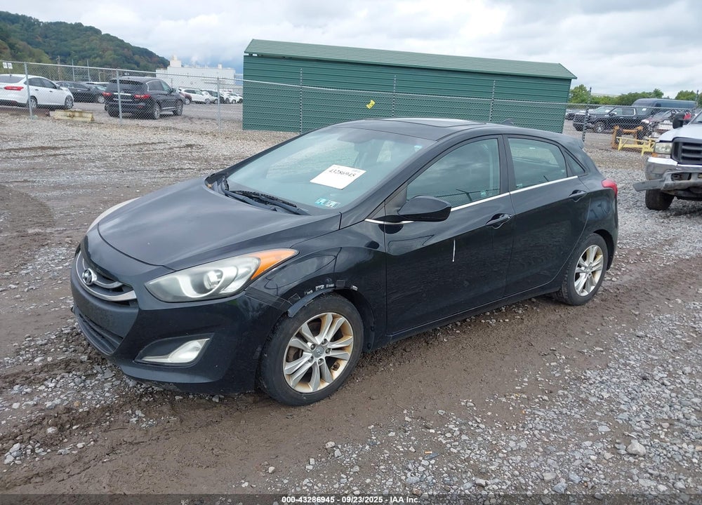 2013 HYUNDAI ELANTRA VIN: KMHD35LE5DU081763