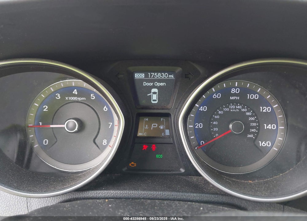 2013 HYUNDAI ELANTRA VIN: KMHD35LE5DU081763