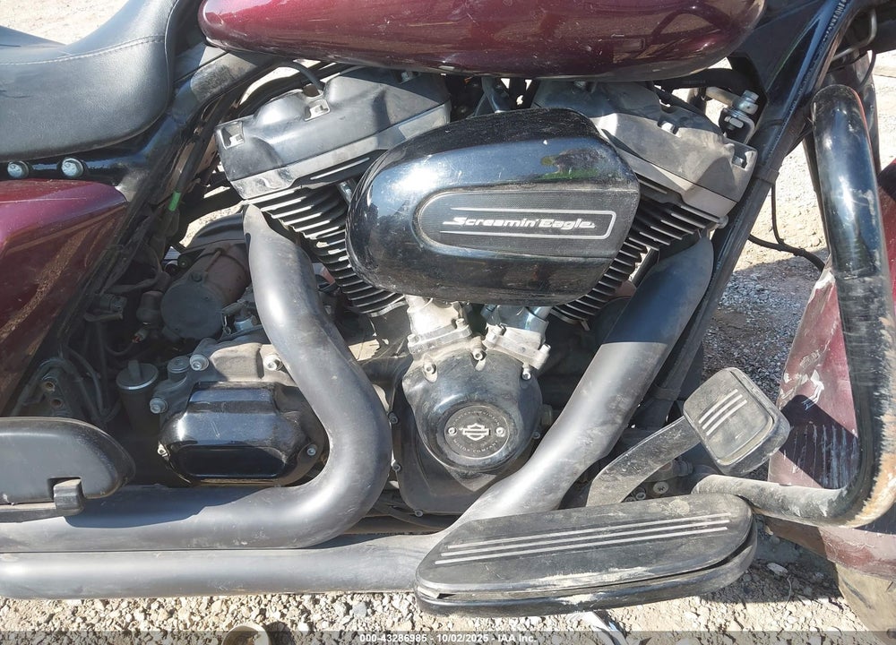 2018 HARLEY-DAVIDSON FLHXS STREET GLIDE SPECIAL VIN: 1HD1KRC10JB682230